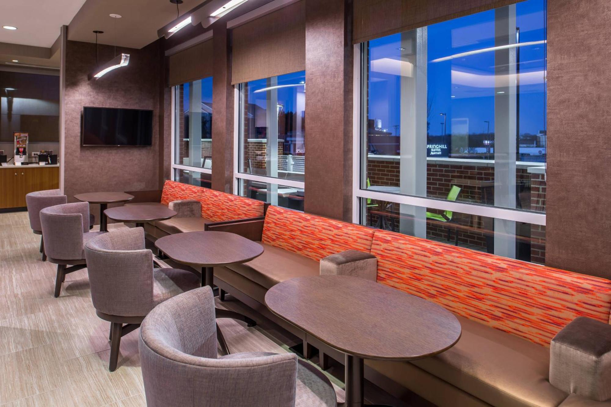 Springhill Suites By Marriott Greensboro Airport Extérieur photo